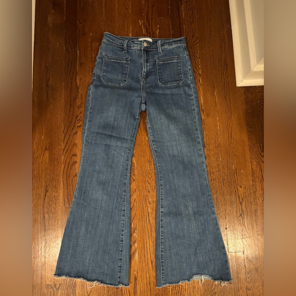 Risen Flared Jeans